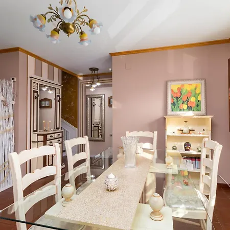 Encantadora Casa En *