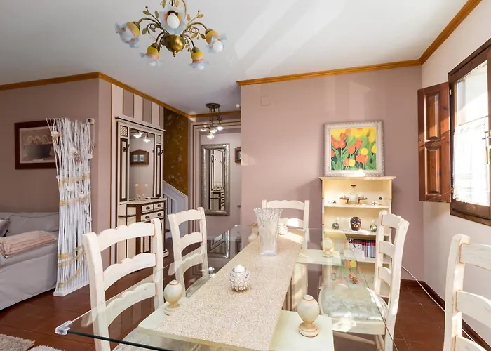 Encantadora Casa En *